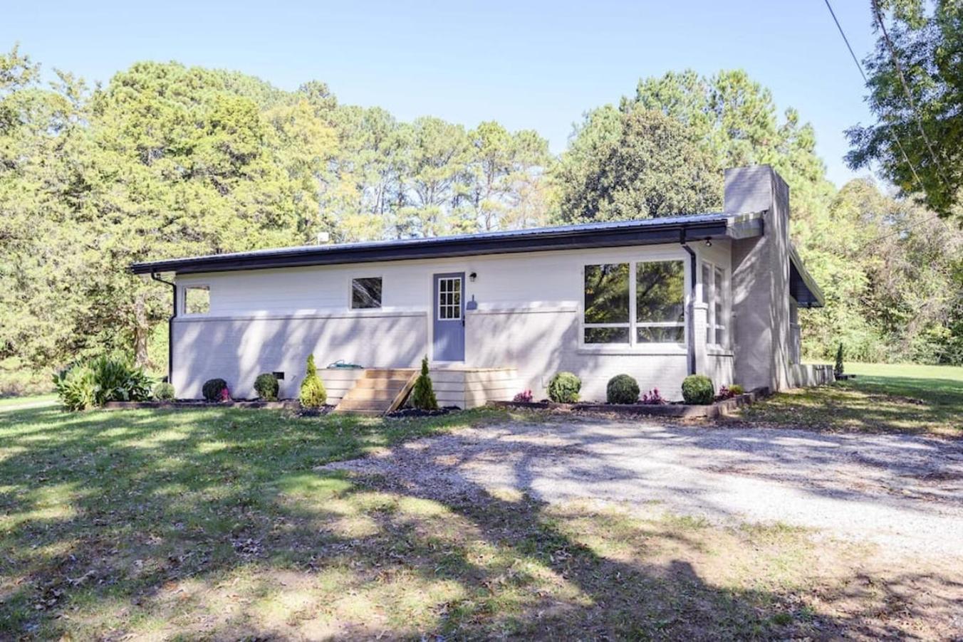 Gorgeous Renovated Home With Large & Private Lot Winchester Екстериор снимка