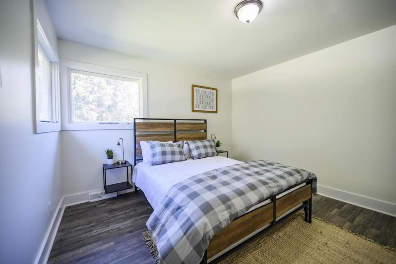 Gorgeous Renovated Home With Large & Private Lot Winchester Екстериор снимка