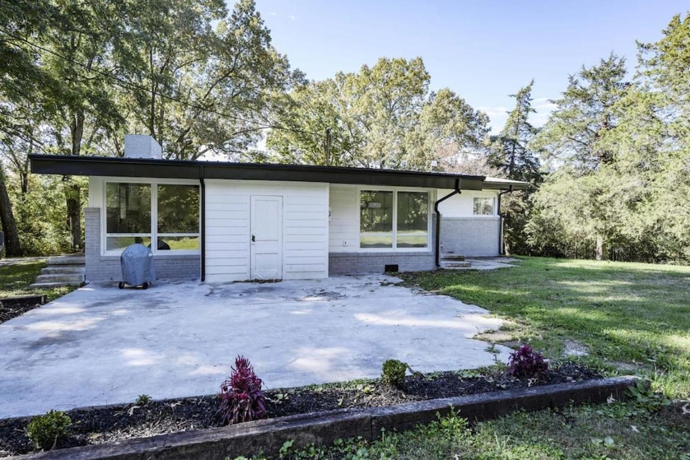 Gorgeous Renovated Home With Large & Private Lot Winchester Екстериор снимка