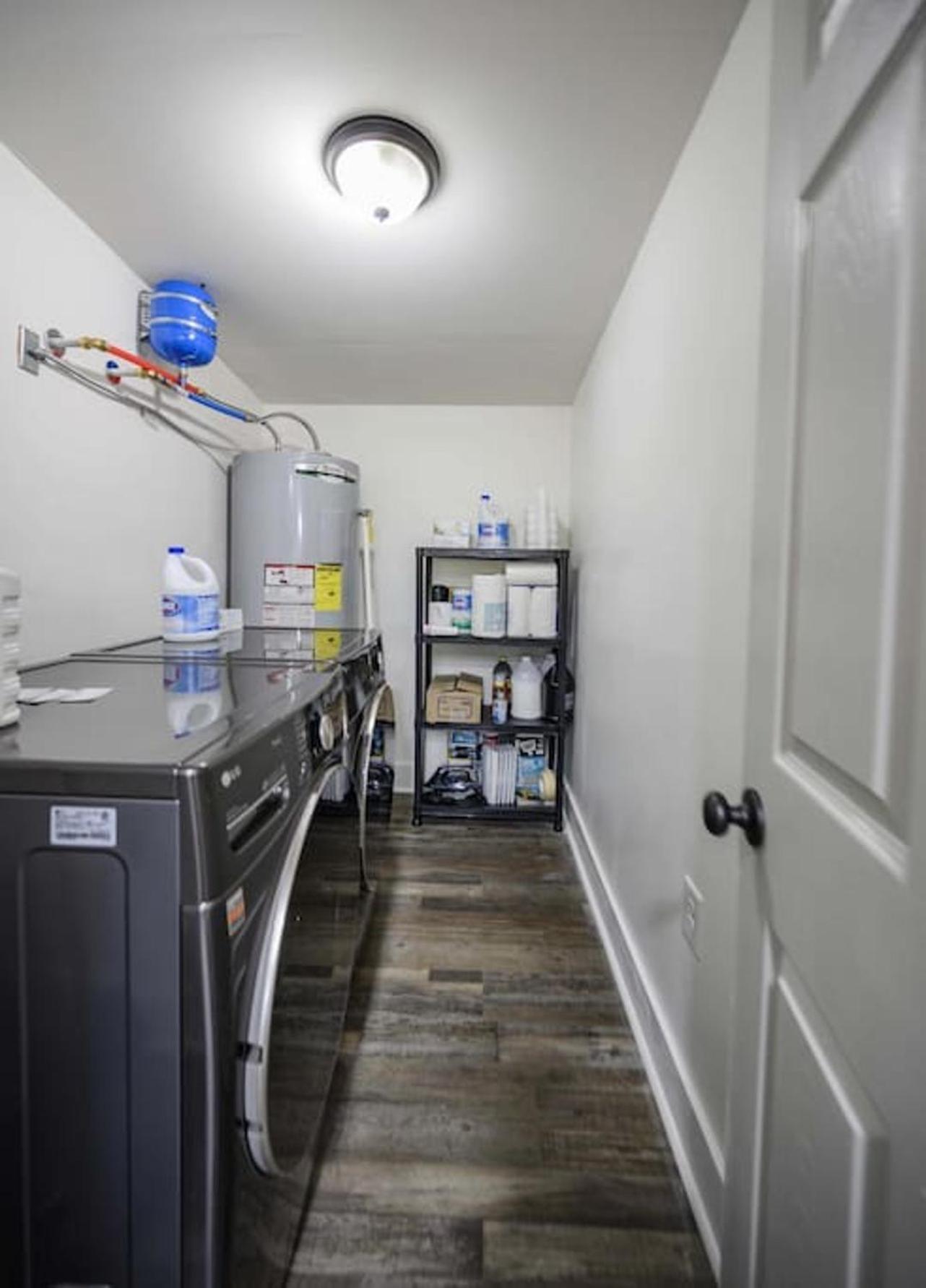 Gorgeous Renovated Home With Large & Private Lot Winchester Екстериор снимка