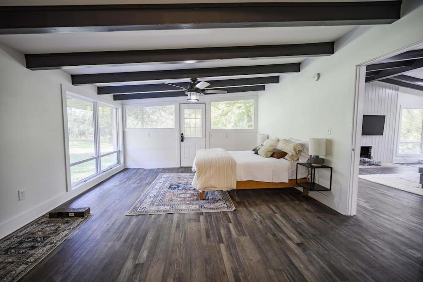Gorgeous Renovated Home With Large & Private Lot Winchester Екстериор снимка